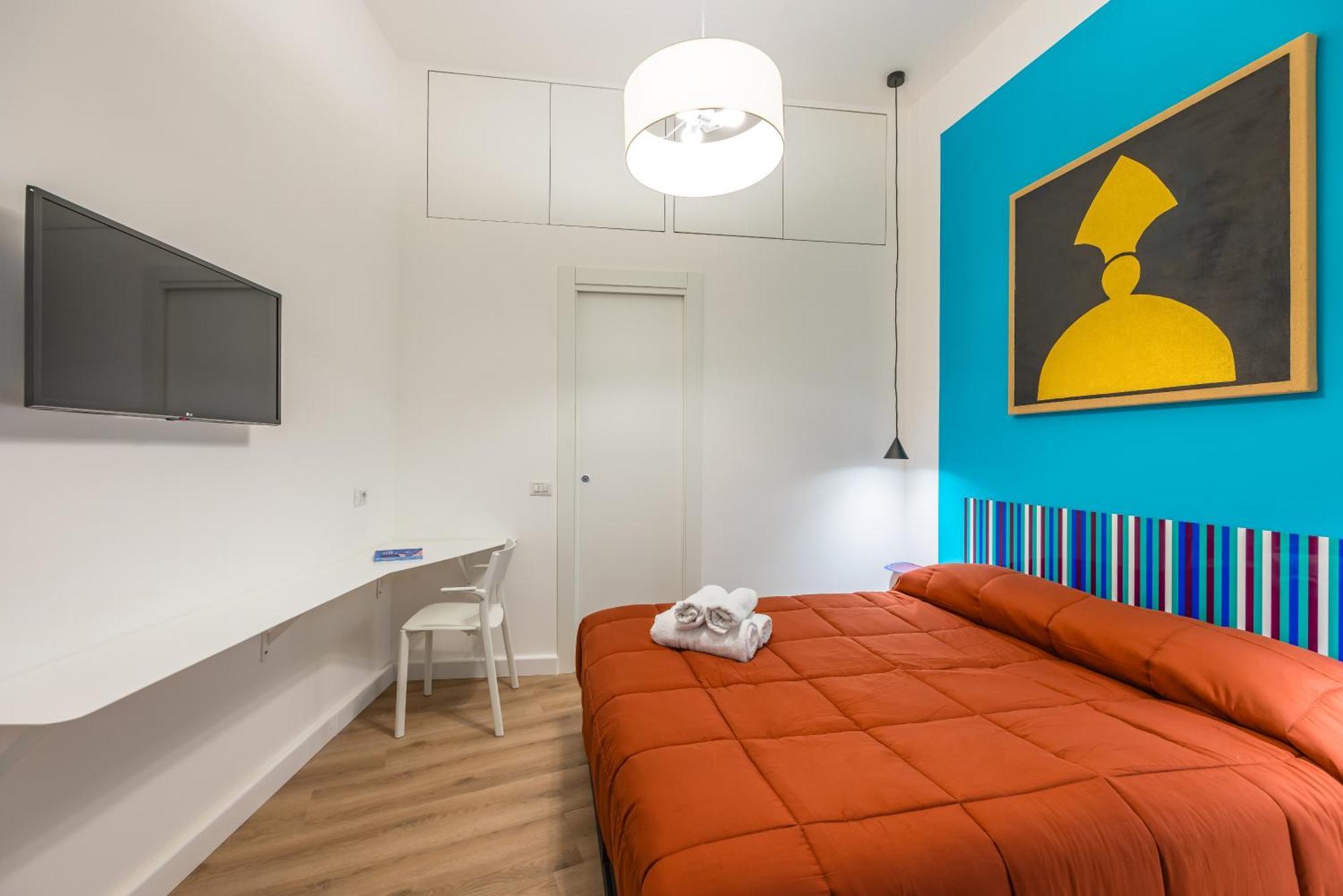 Lioy 25 By Napoliapartments Екстер'єр фото
