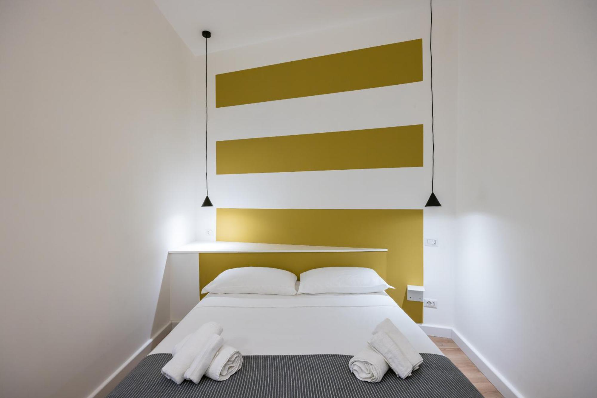 Lioy 25 By Napoliapartments Екстер'єр фото