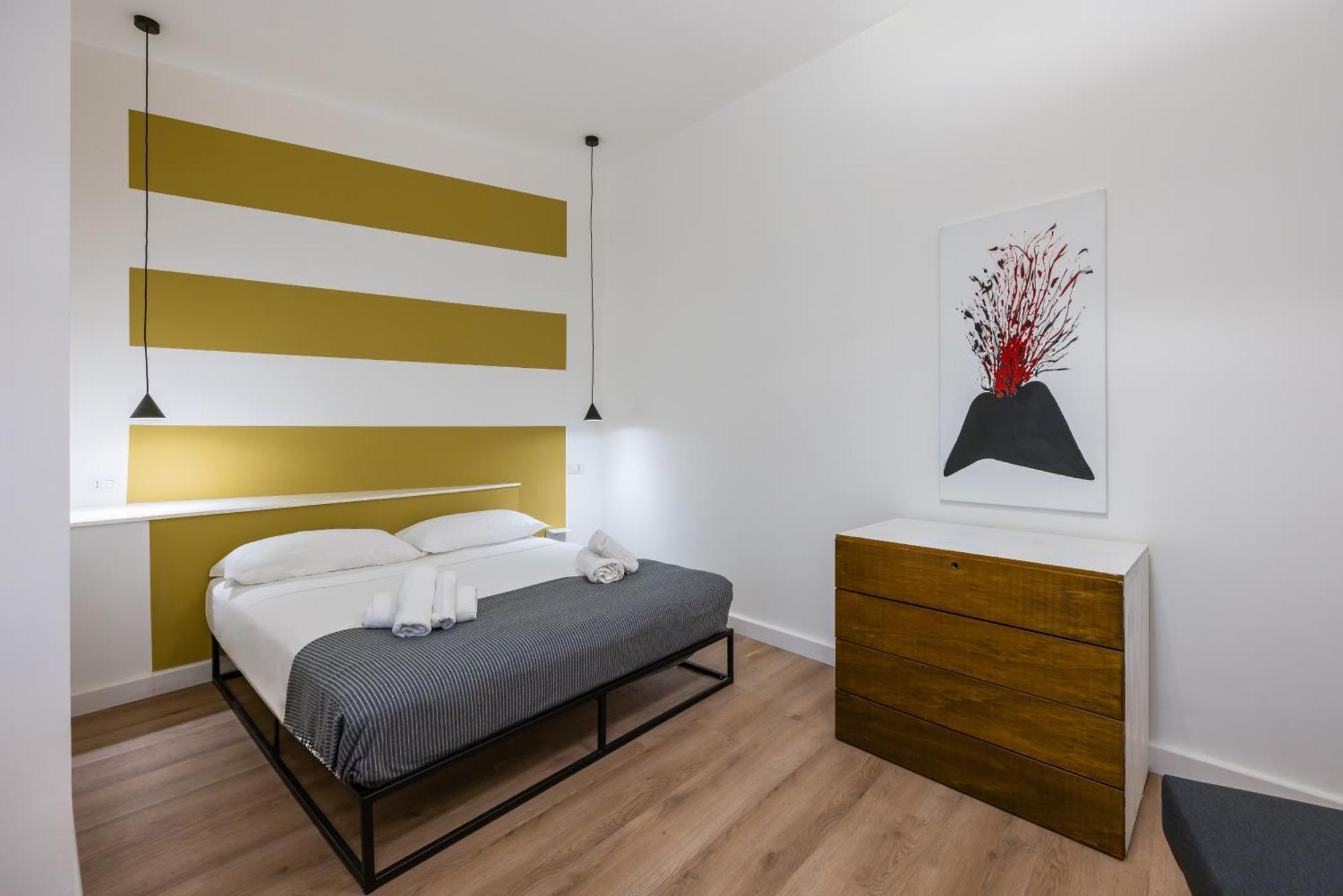 Lioy 25 By Napoliapartments Екстер'єр фото