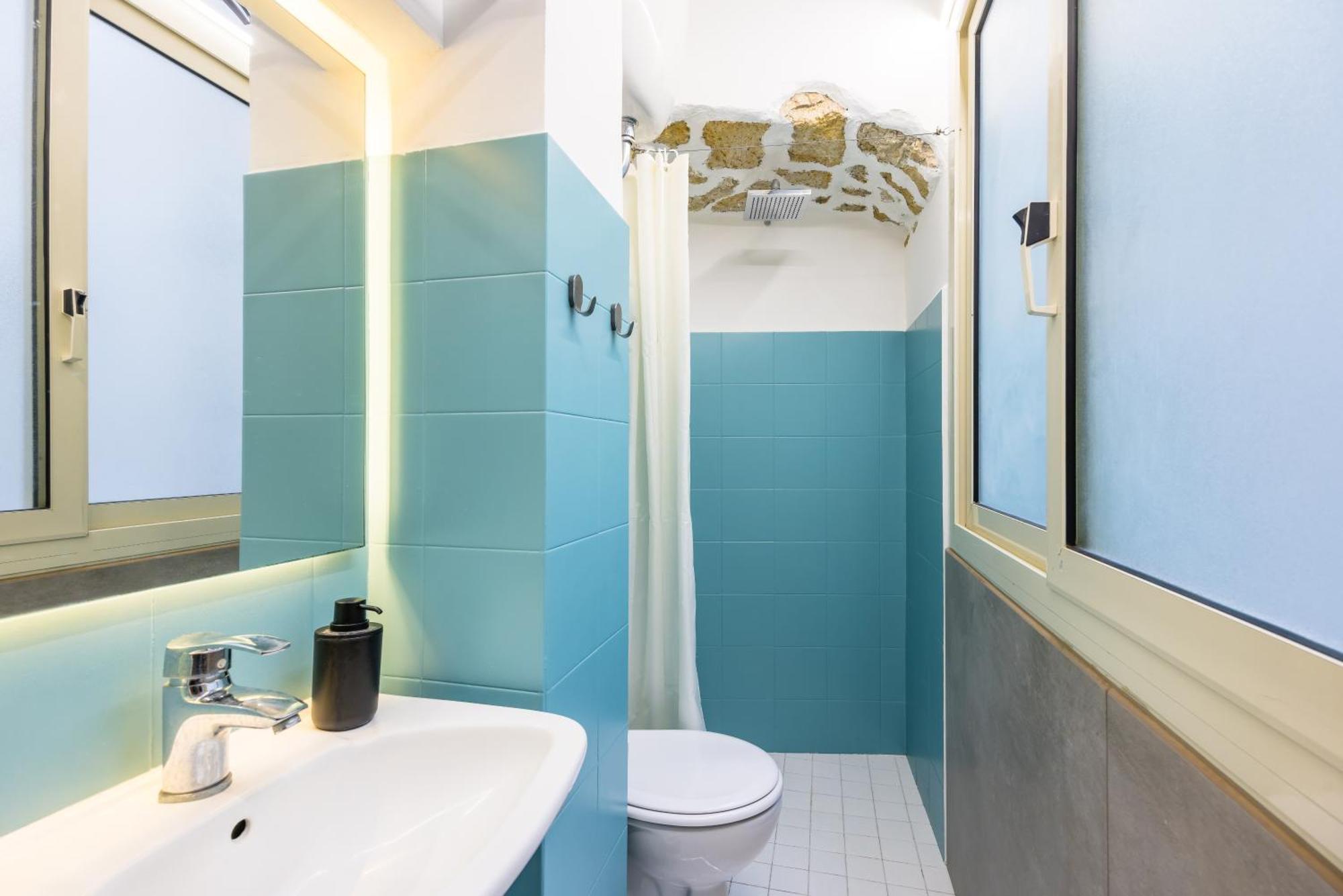 Lioy 25 By Napoliapartments Екстер'єр фото